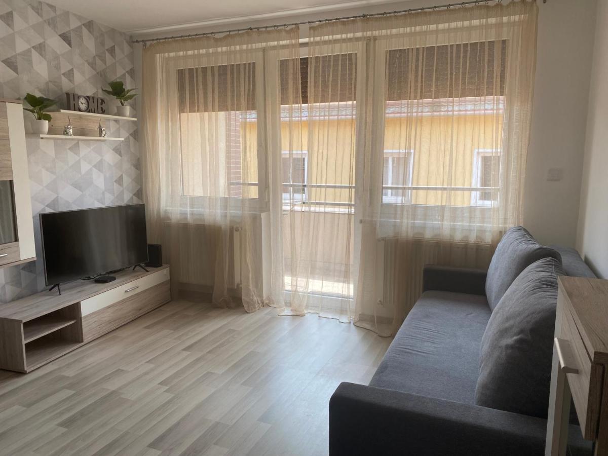 Simonffy Central Apartment Дебрецен Экстерьер фото